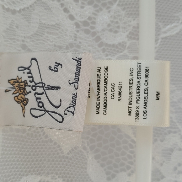 Jon Quil Lace Lingerie Cover - Picture 3 of 5